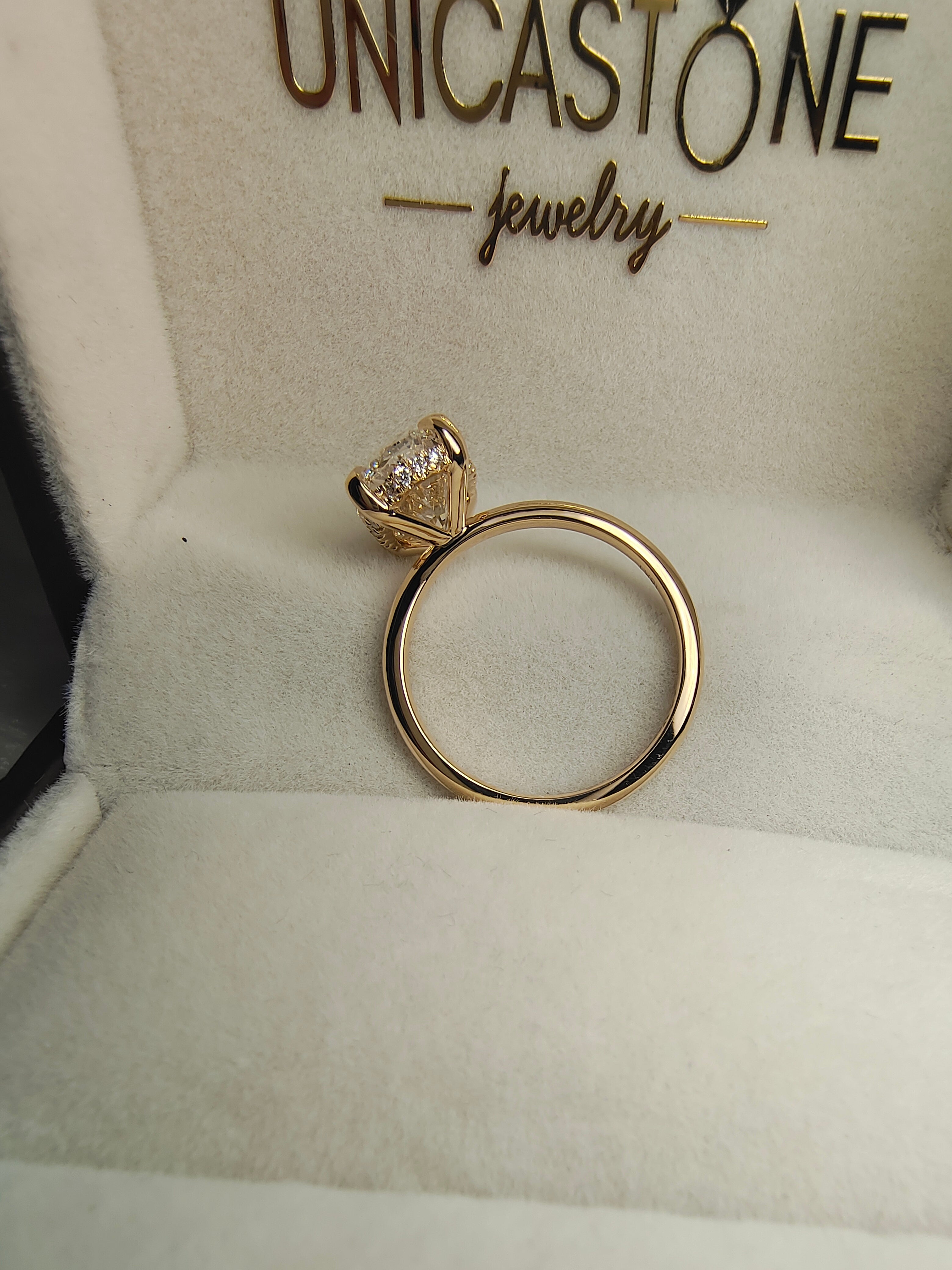 Party Wear Ring by UnicaStone