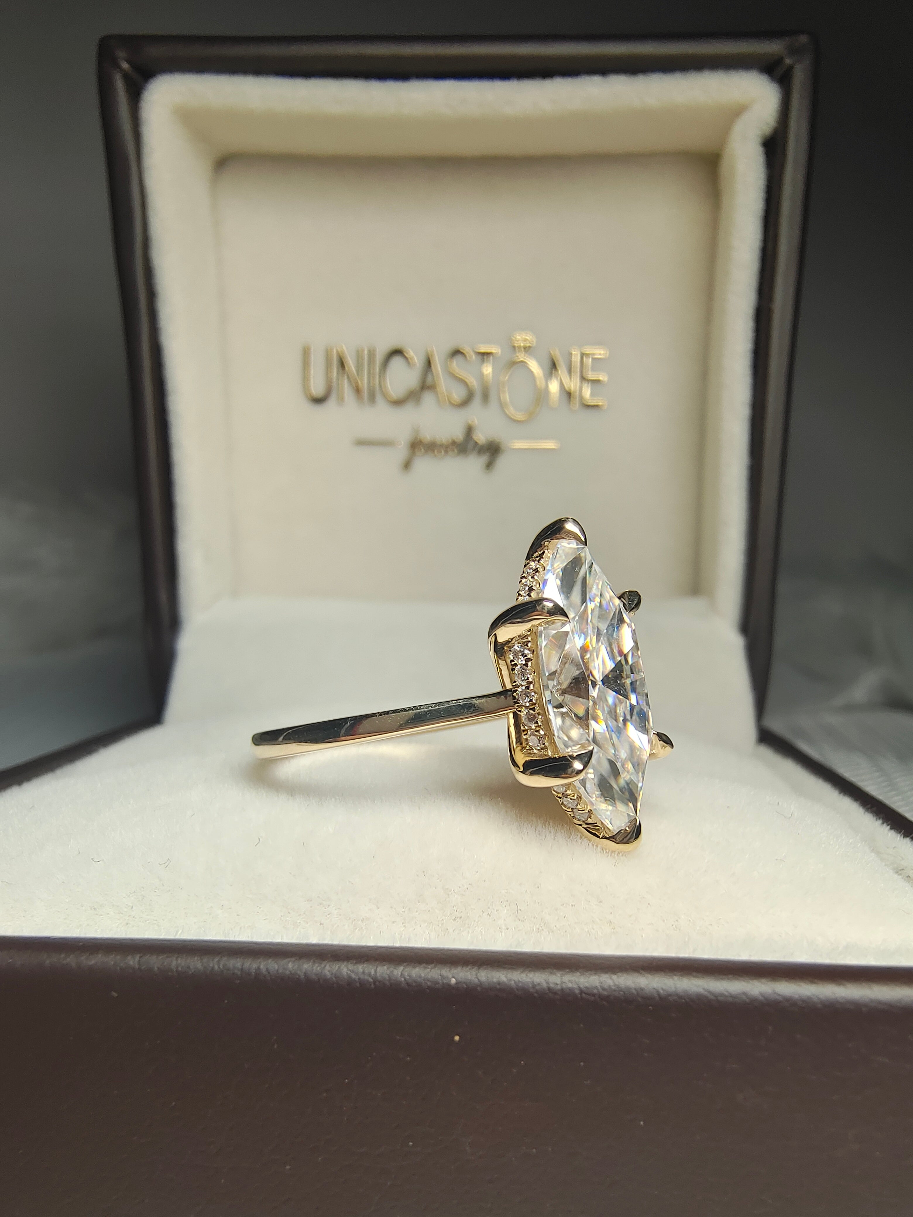 4 carat Moissanite Engagement Ring by UnicaStone