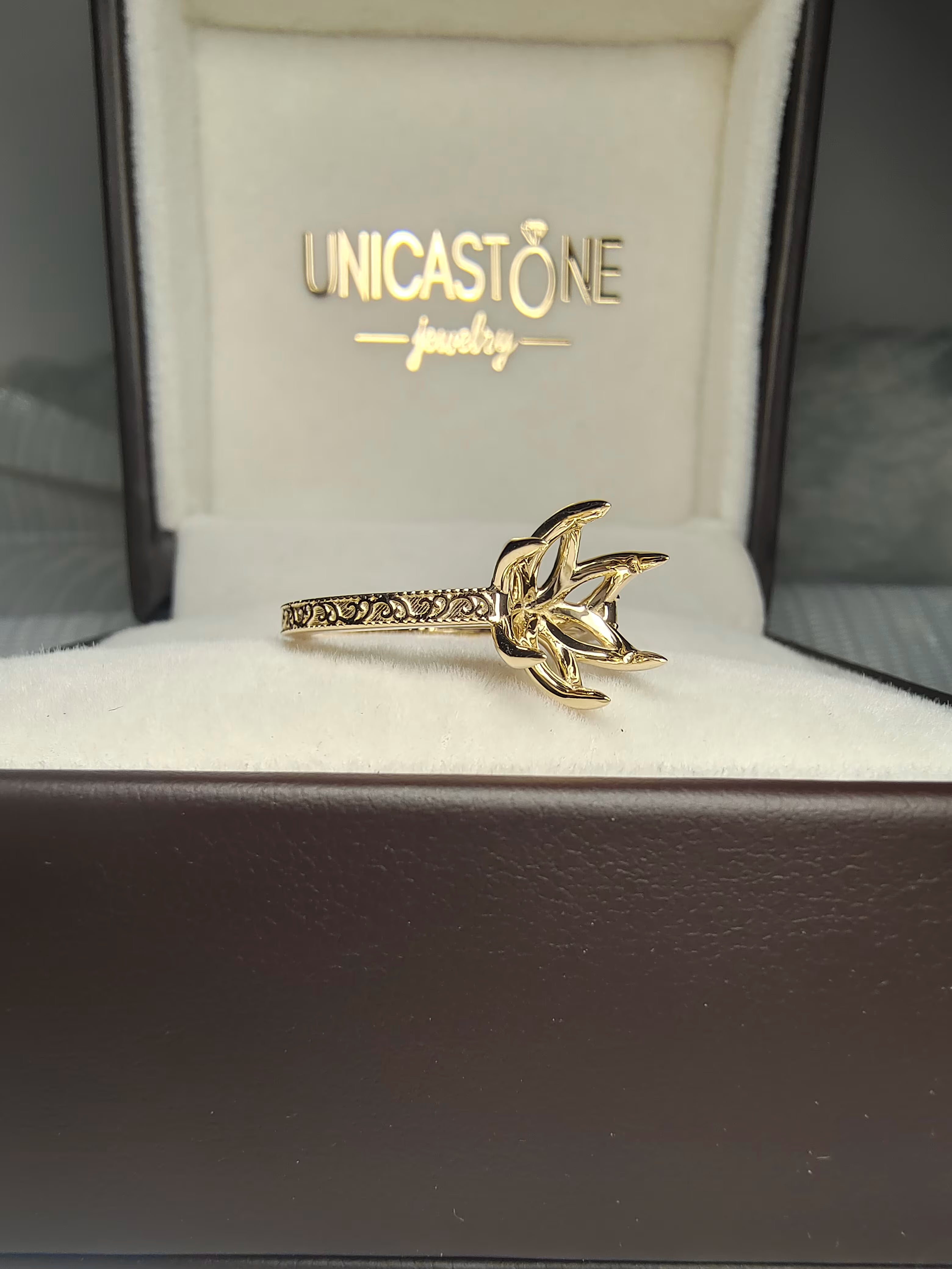 Tulip cathedral engagement ring setting by UnicaStone