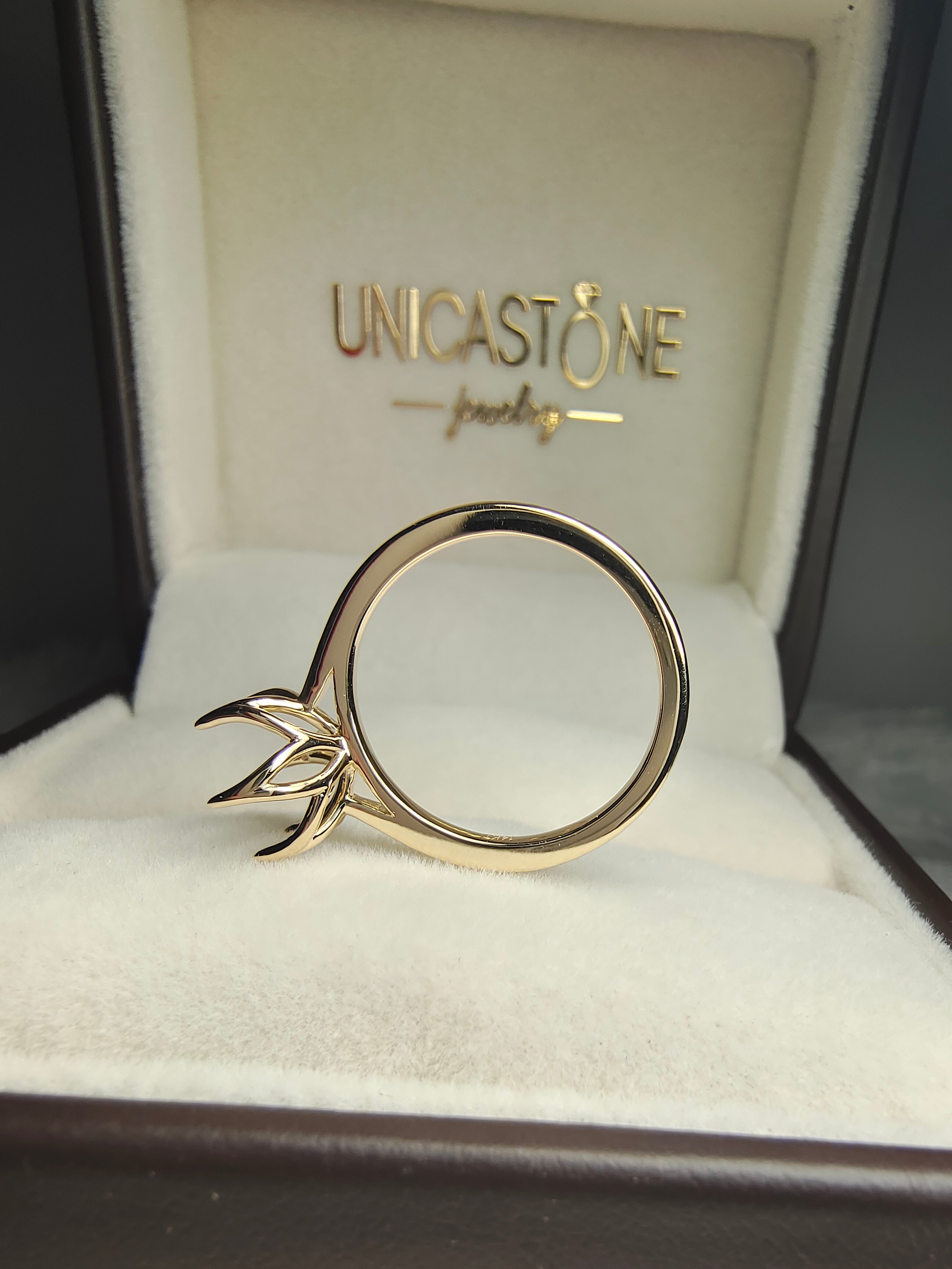 Round Cut Semi Mount Ring Yellow Gold by UnicaStone