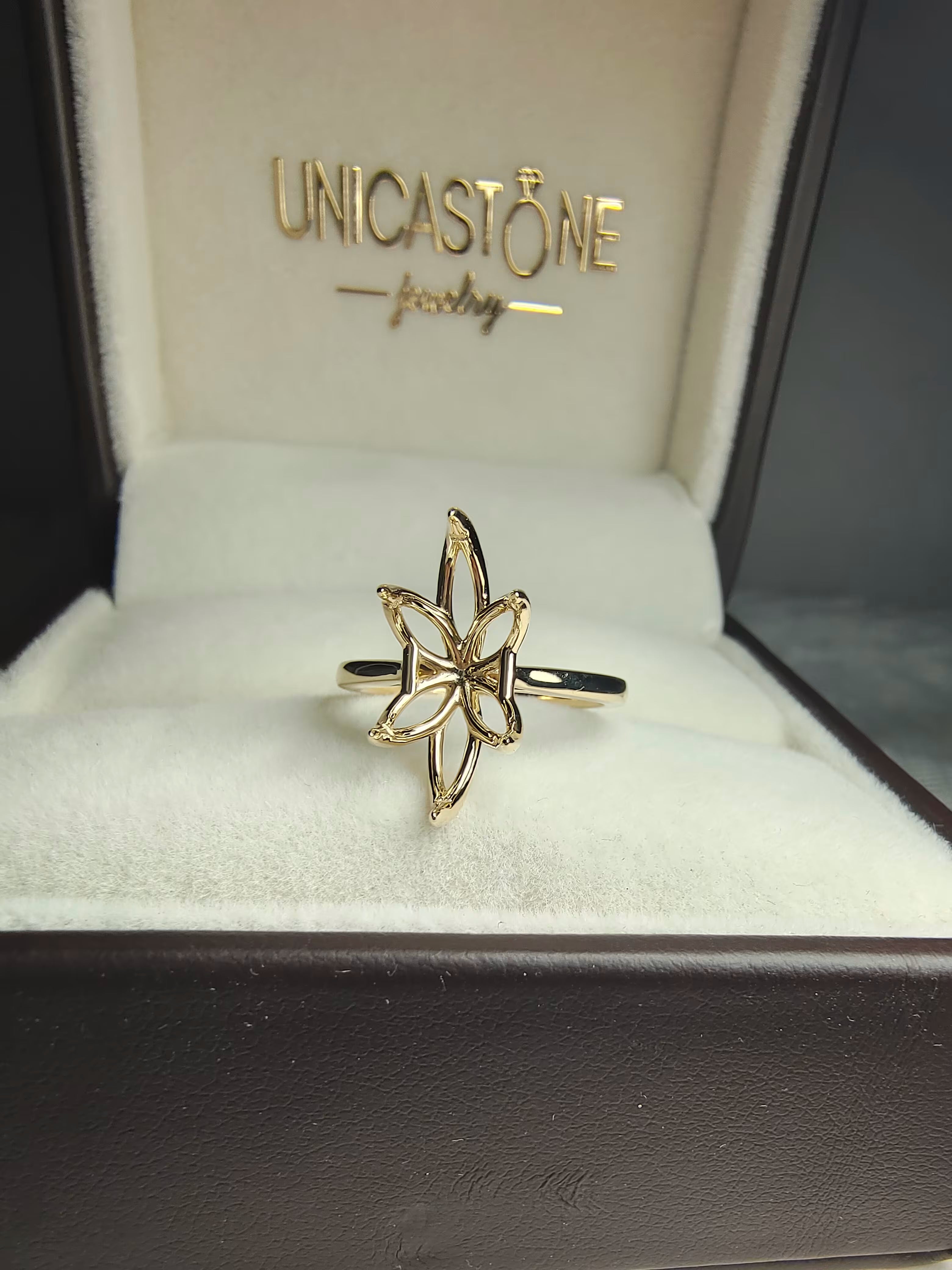 Marquise tulip diamond ring setting by UnicaStone