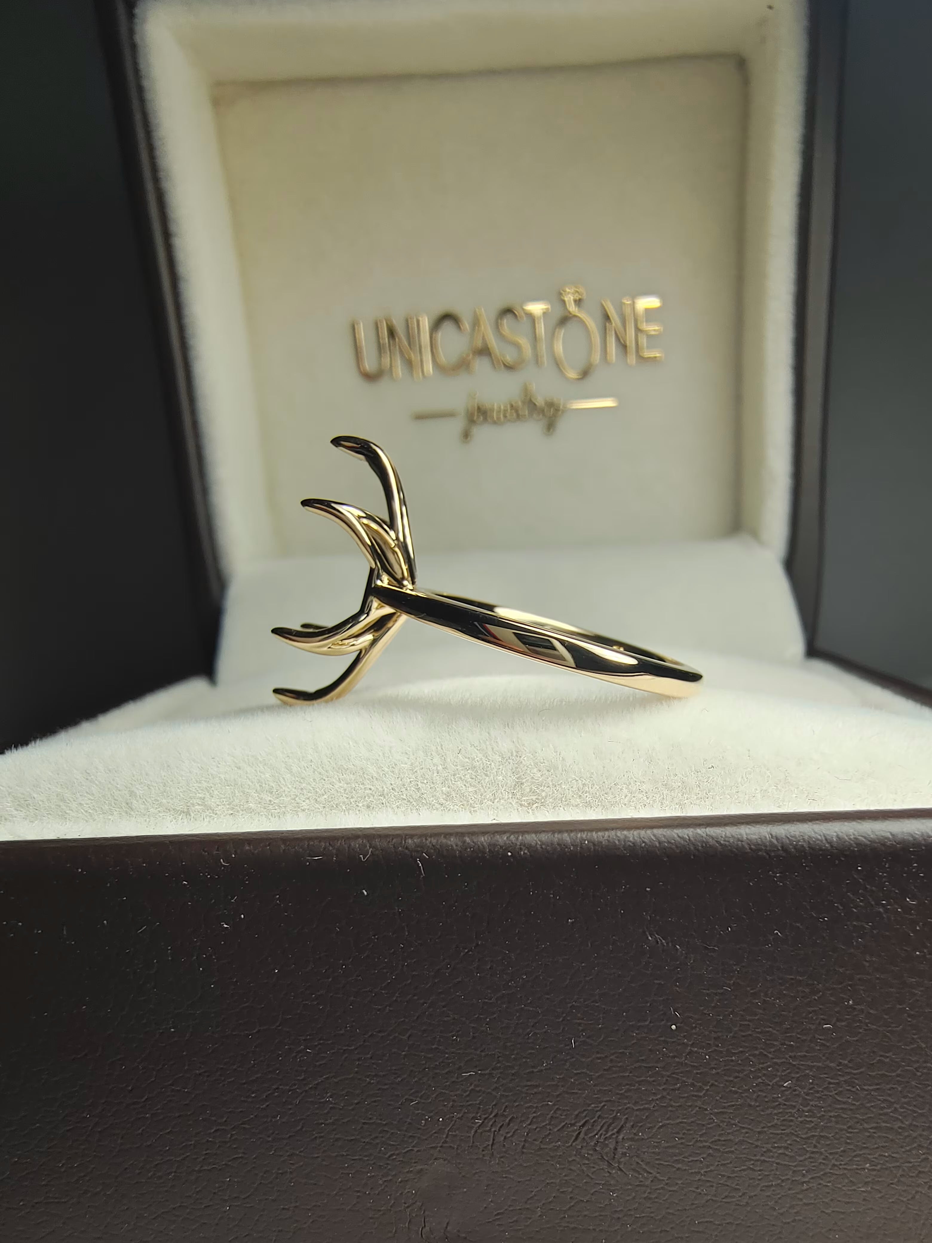Marquise engagement ring yellow gold setting by UnicaStone