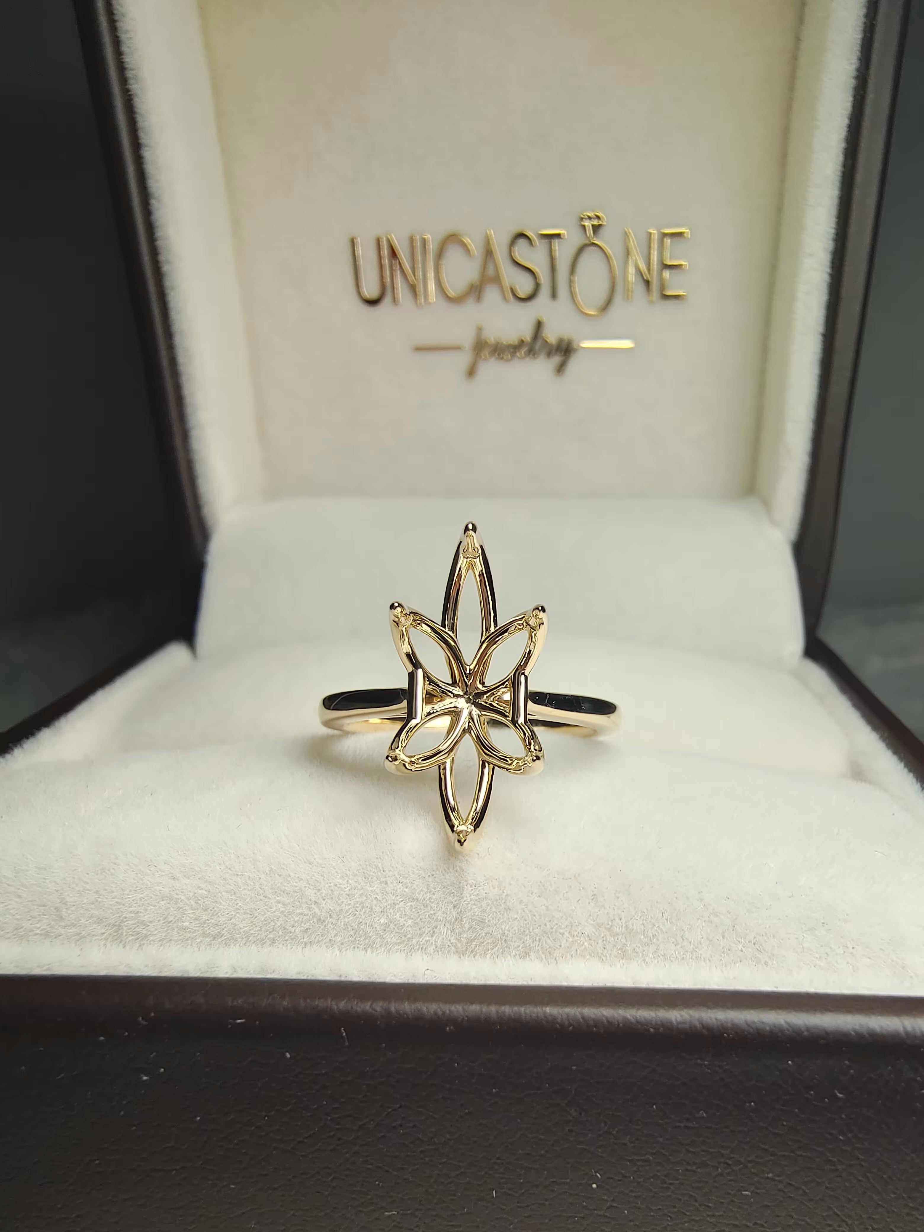 flower engagement ring setting by UnicaStone